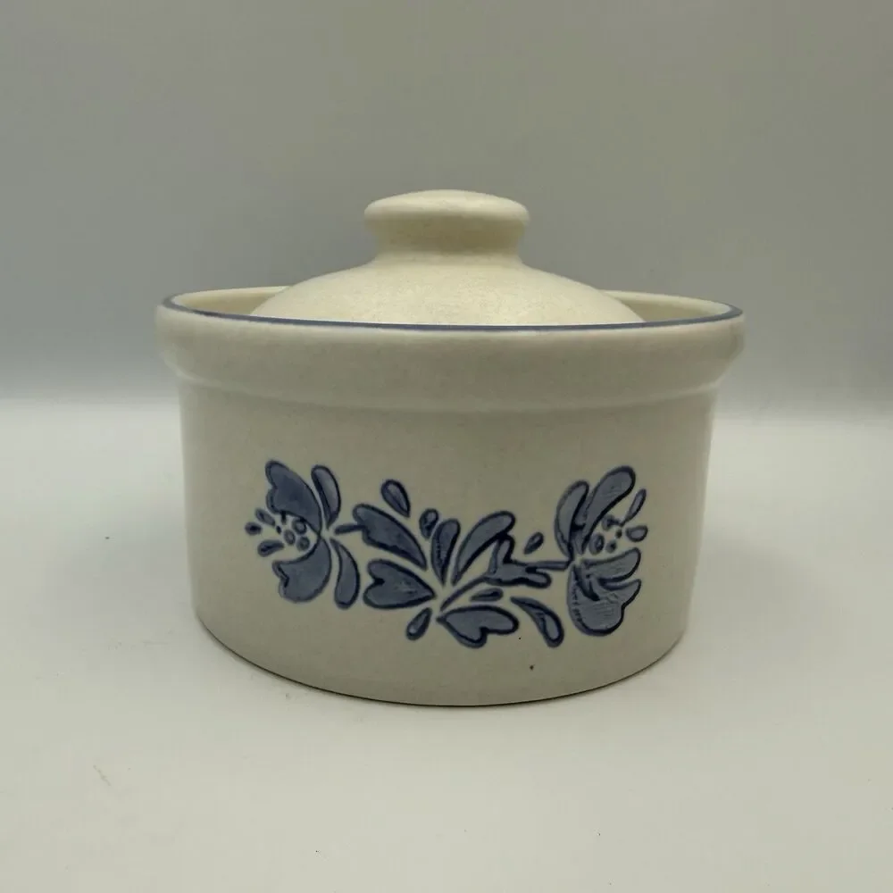 Vintage Pfaltzgraff Yorktowne Covered Butter Tub Crock Lid #065 USA Stoneware